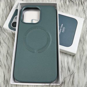 IPhone case Magnetic Suction leather Suitable for iPhone14 pro max